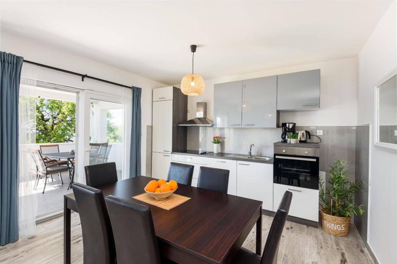 Apartments Morska Vila 3 Komarna Extérieur photo