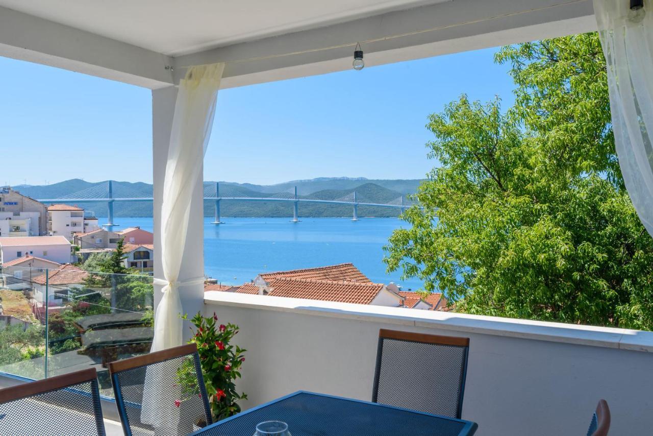 Apartments Morska Vila 3 Komarna Extérieur photo