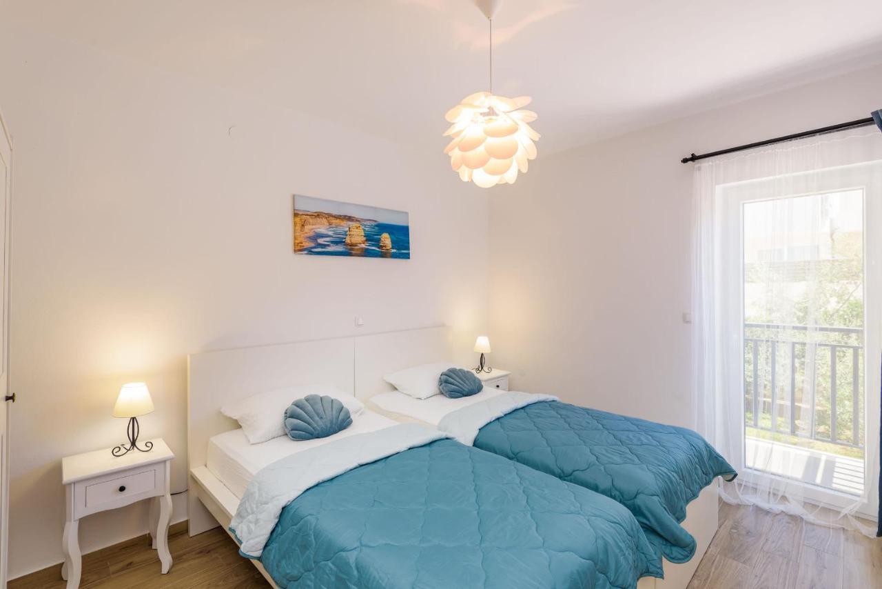 Apartments Morska Vila 3 Komarna Extérieur photo